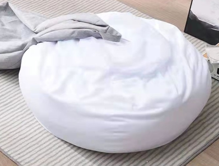 Krzesełko z puf - 3